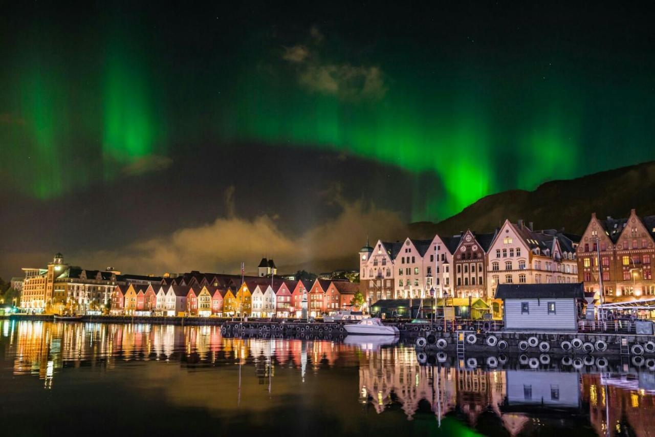 Family Friendly Apartment By The Park In The Very Center Of Ålesund Exterior foto